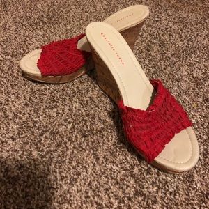 Women’s wedge